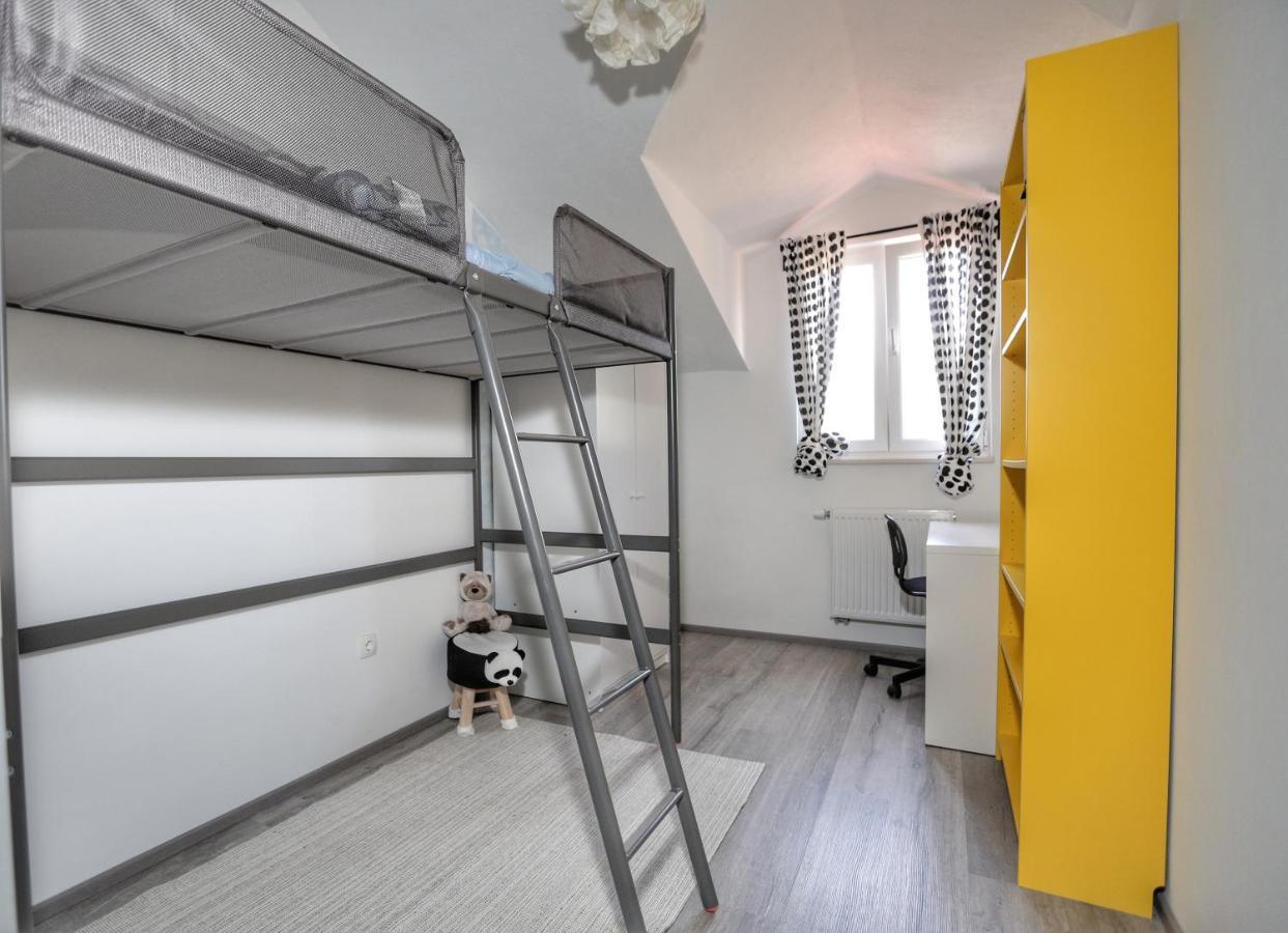 Apartment Tugare Εξωτερικό φωτογραφία