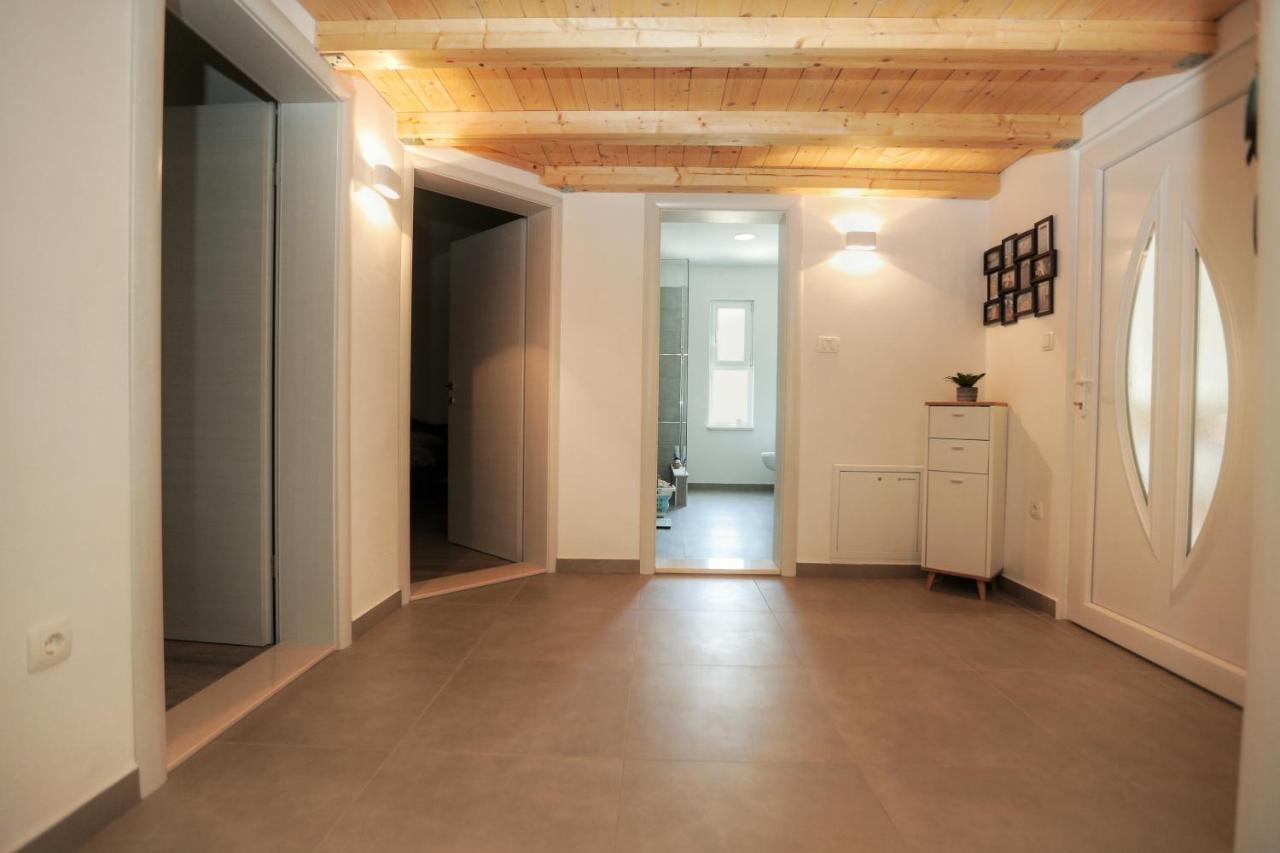 Apartment Tugare Εξωτερικό φωτογραφία