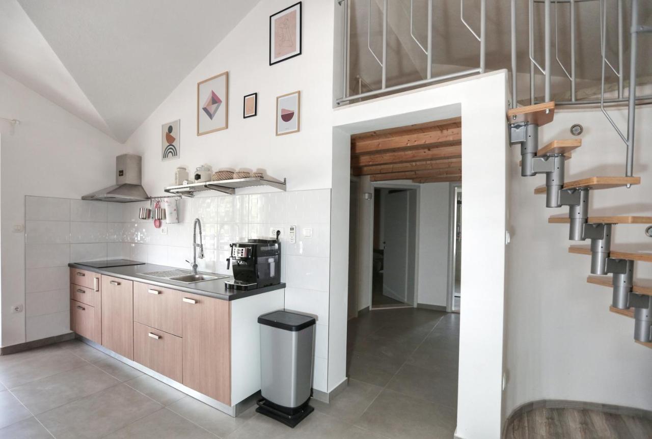 Apartment Tugare Εξωτερικό φωτογραφία